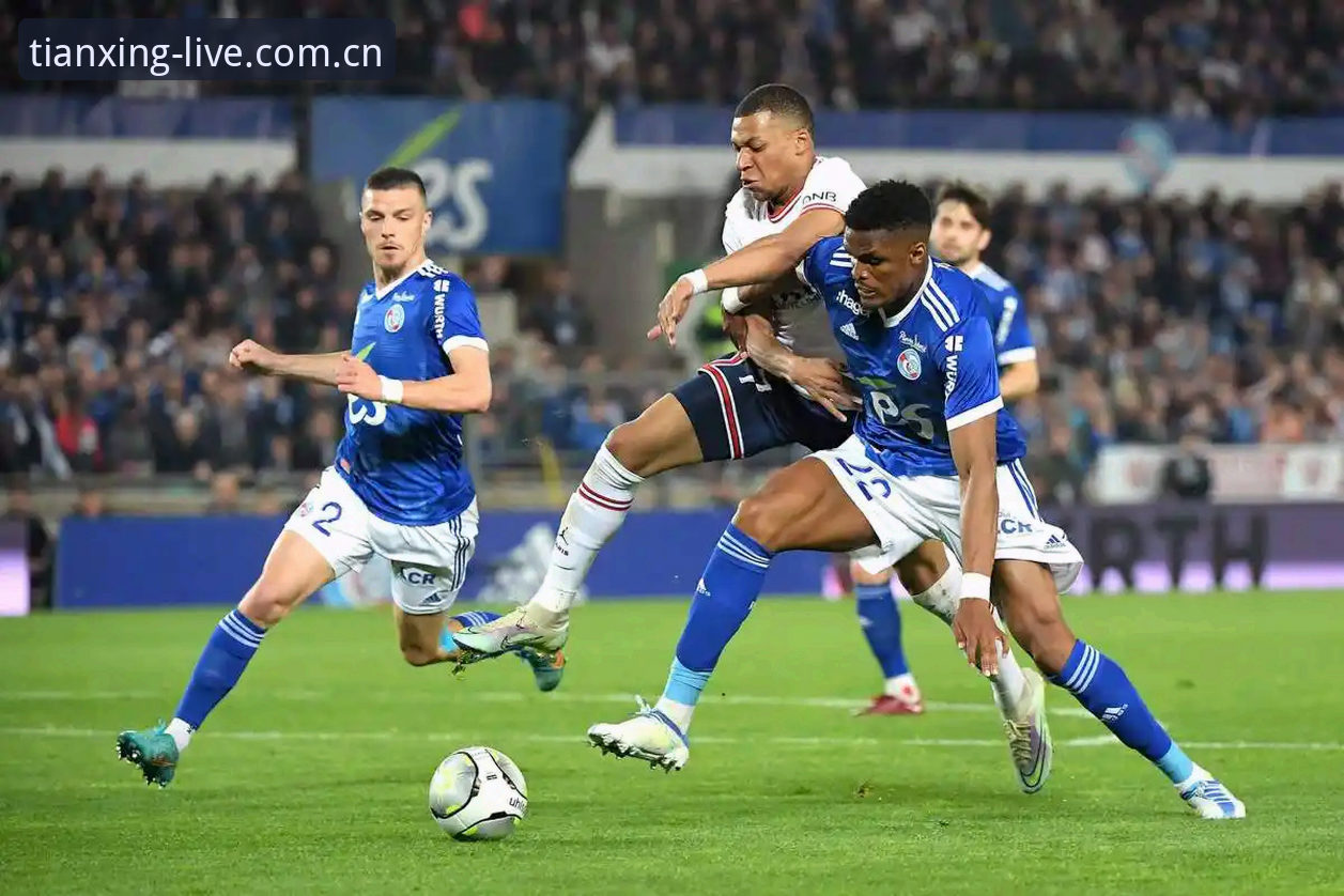 天行体育怎么下载手机版 欧联杯决赛3-0碾压 vs 30年冠军荒终结:天行体育官网见证维拉崛起与埃梅里封神